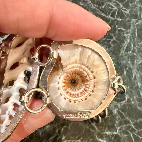 Gorgeous Charles Albert Sterling Silver Multi-Shell Bracelet - Picture 6 of 7